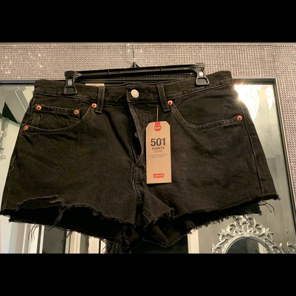 *****SOLD*****Levi’s 501 Denim Shorts, Size 30